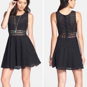 Free People Black Daisy Lace Fit And Flare
Mini  Skater Dress Size 4